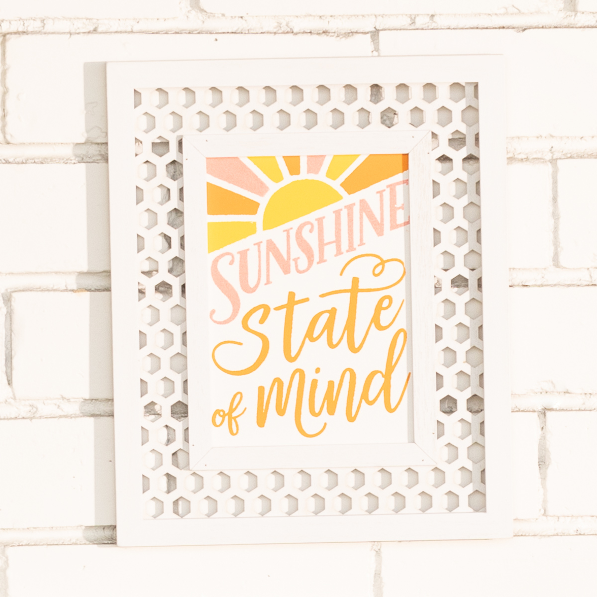 Chalk Couture. Lemon Squeezy—Watts of Love Home Decor Chalk Couture